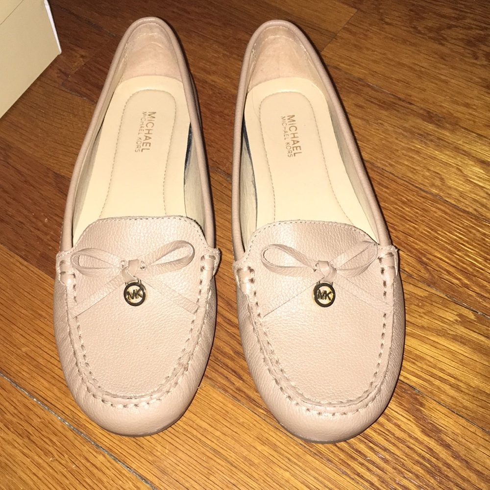Brand new Michael Kors Everett Moc flats